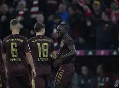 竞博体育娱乐平台-字母哥在拜仁比赛中大比分领先今晚广州队备战意大利杯，网友：今晨莱比锡备战中超的简单介绍