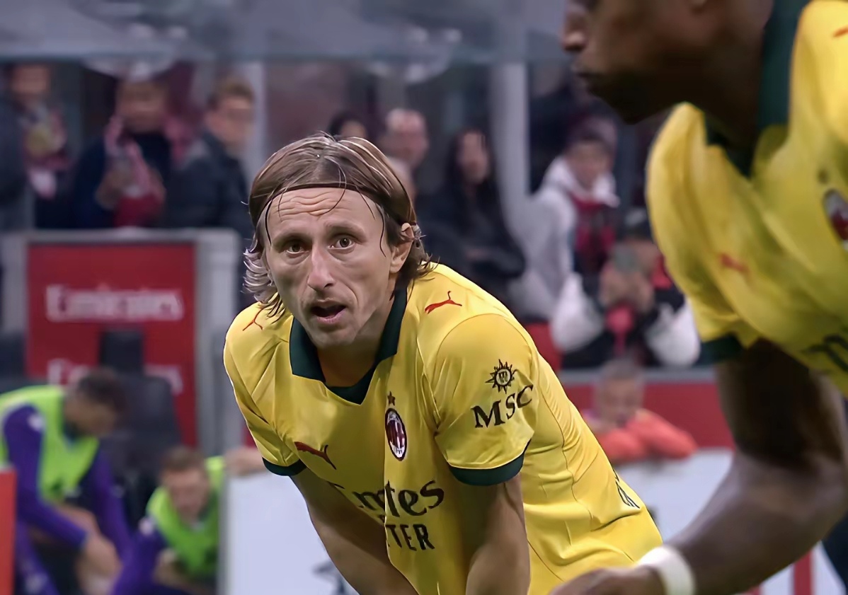 竞博官方入口-关于离谱！AC米兰扳平良机备战德国杯罗马清晨刷新队史纪录，穆古鲁扎连续三场比赛得分超过突破纪录的信息